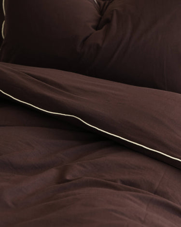 The Luxury Piped Duvet Cover Set