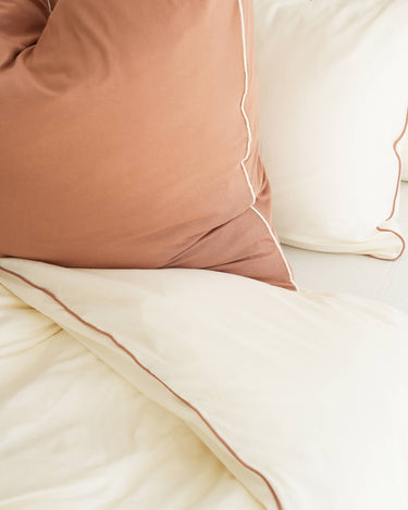 The Luxury Piped Duvet Cover Set