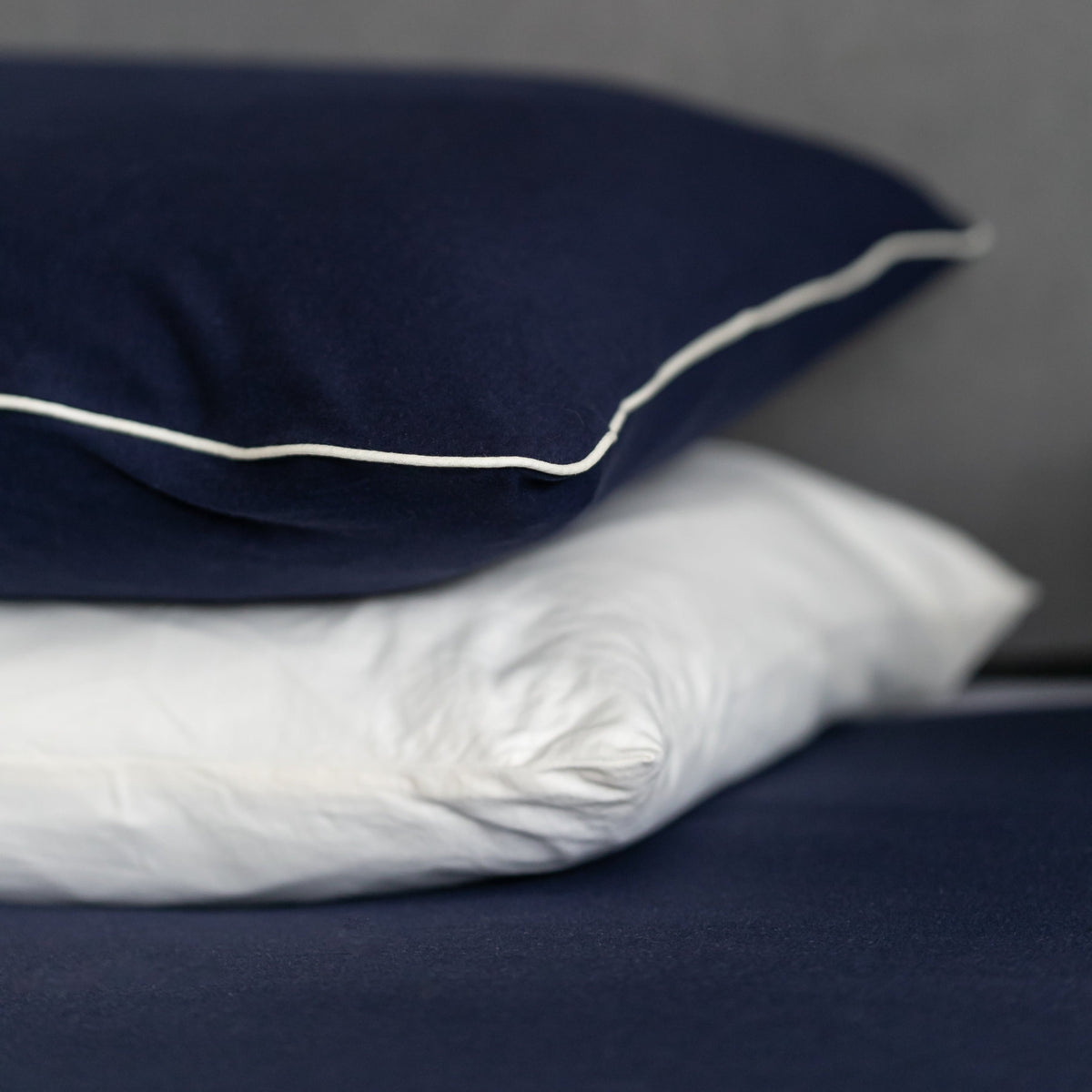 The Luxury Piped Duvet Cover Set