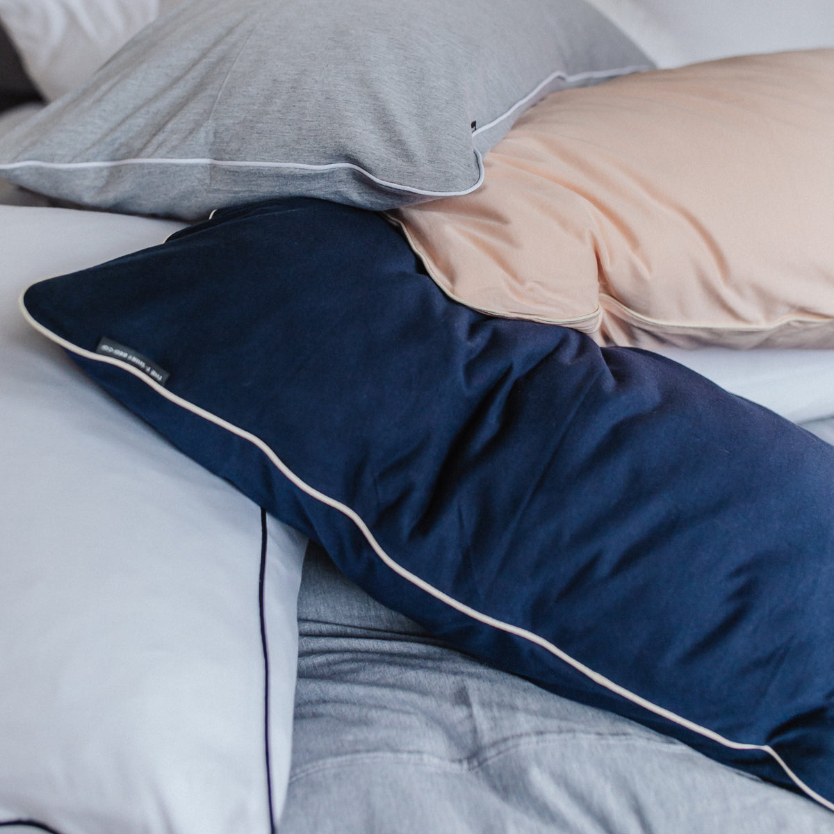 The Luxury Piped Duvet Cover Set