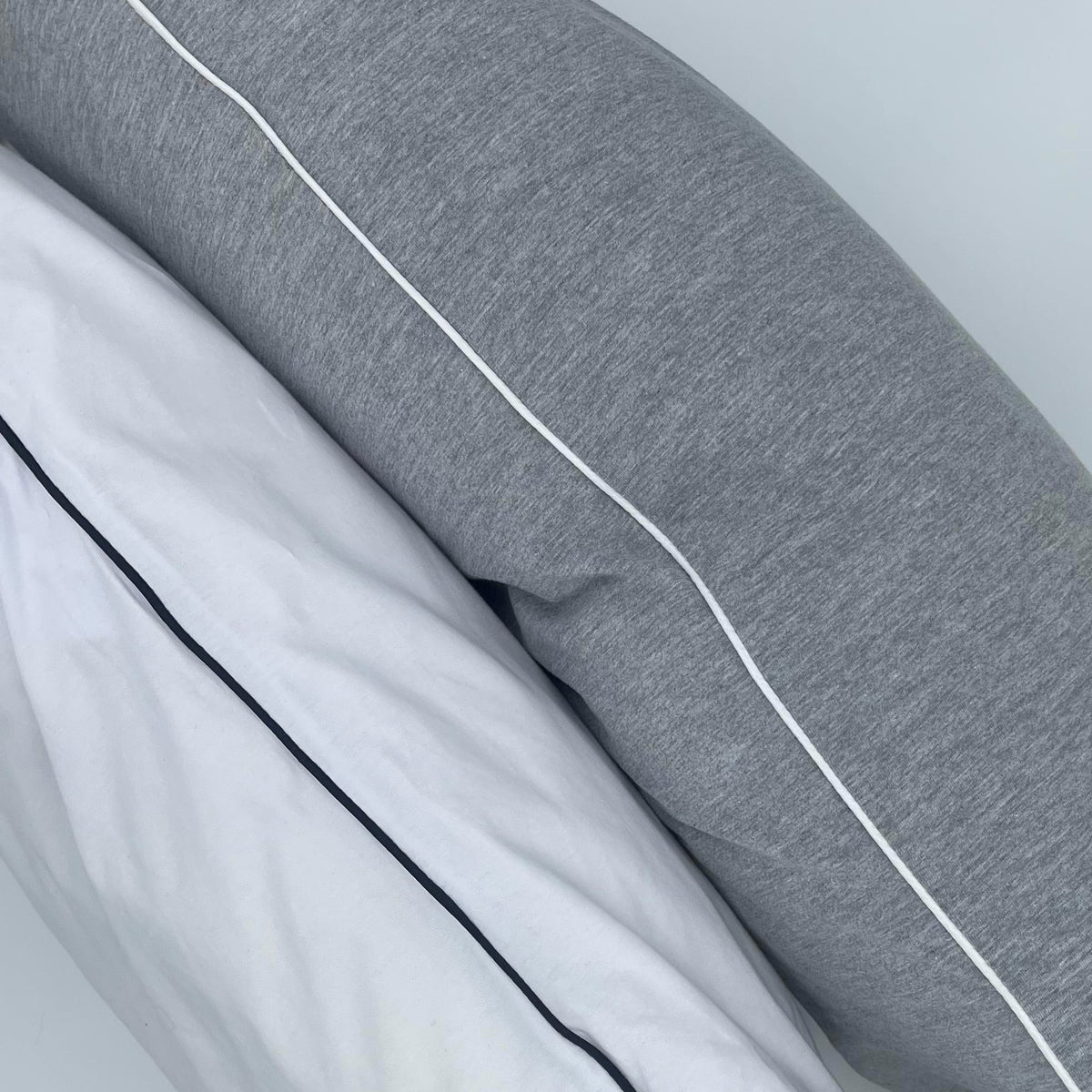 The Luxury Piped Duvet Cover Set