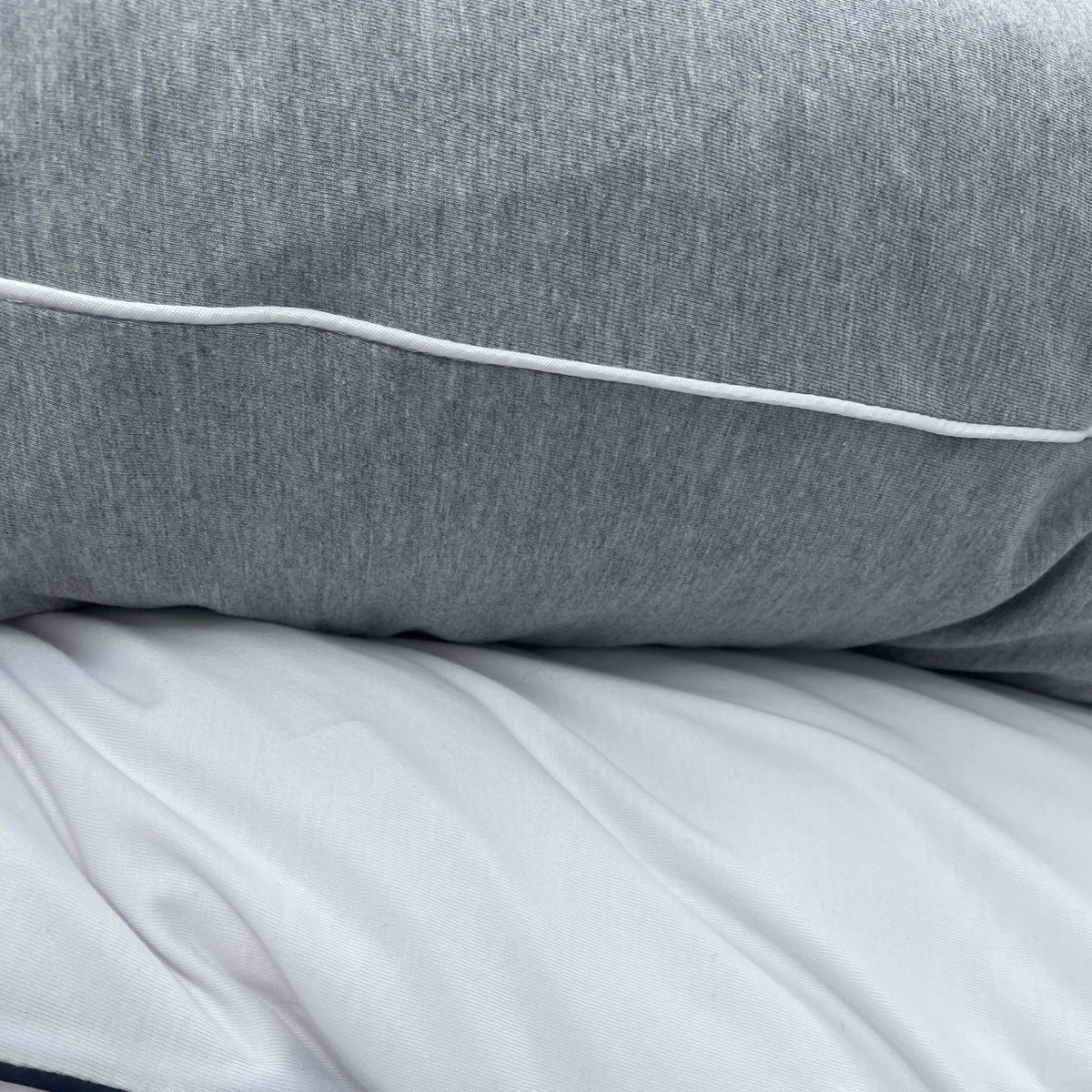 The Luxury Piped Duvet Cover Set