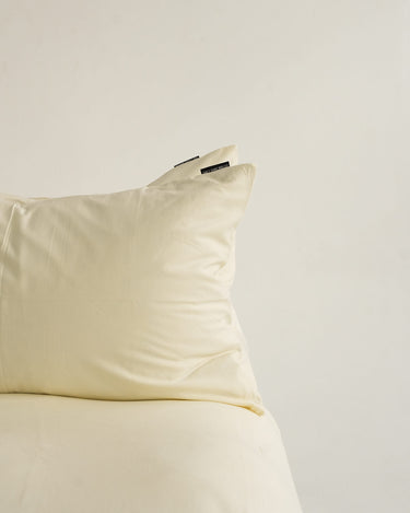 Mylk t-shirt cotton duvet set, crease-resistant and hypoallergenic finish