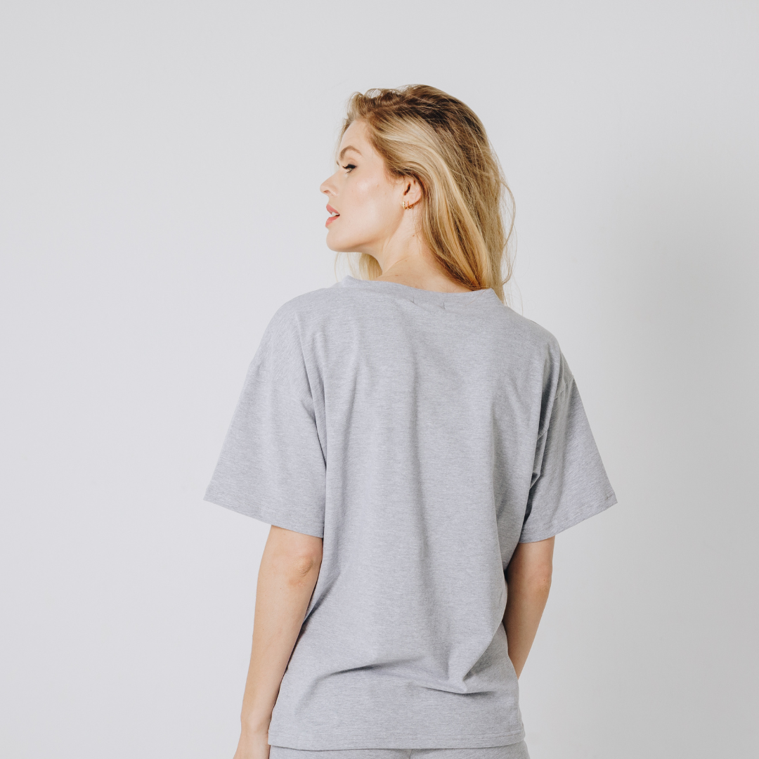 Ladies: The Oversized Tee