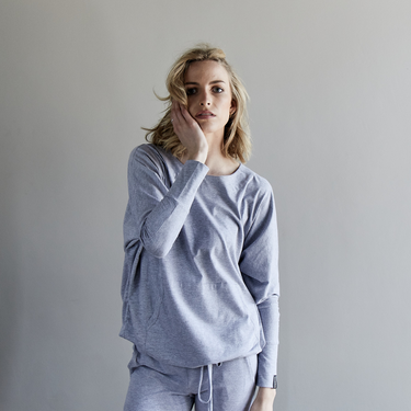 Ladies: The Minimalist Set