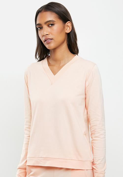 Ladies: The Basic Top