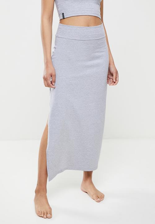 Ladies: The Maxi Skirt